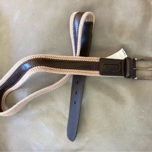 NWT brown Columbia belt